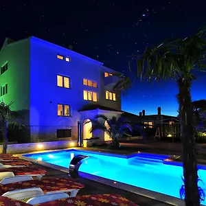  Apartment Bracic Croatia